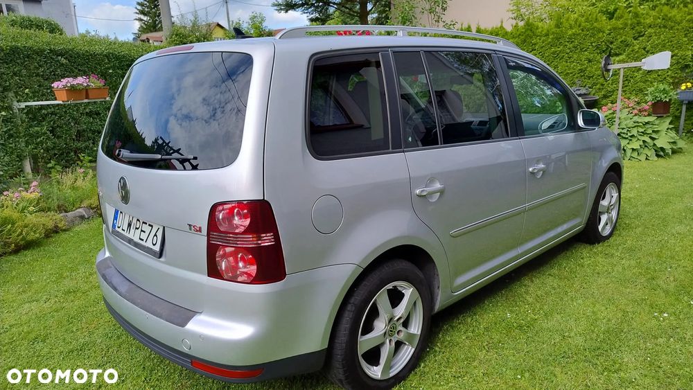 Volkswagen Touran - 7