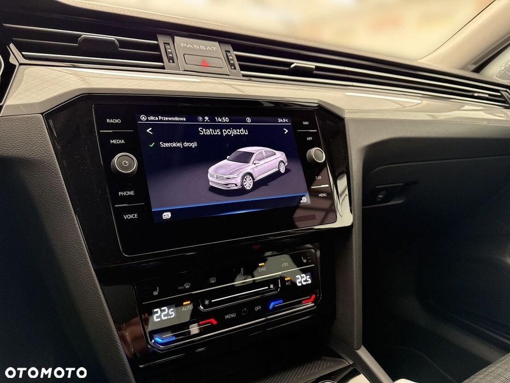 Volkswagen Passat - 21