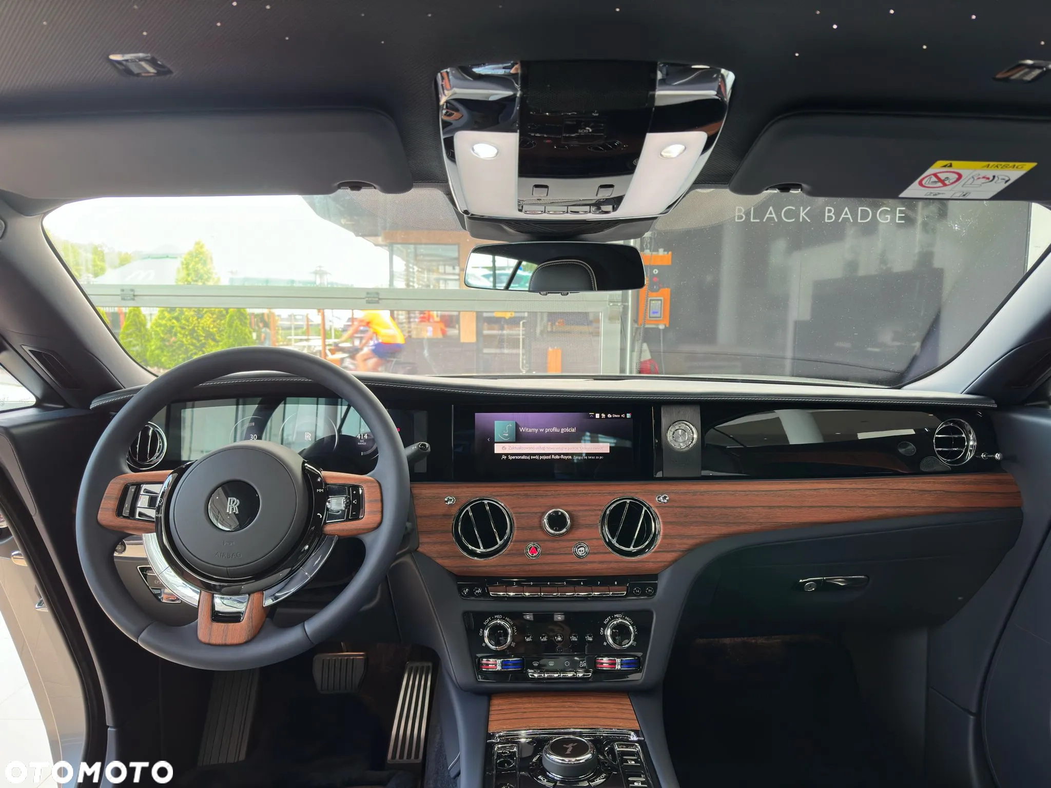 Rolls-Royce Spectre - 9