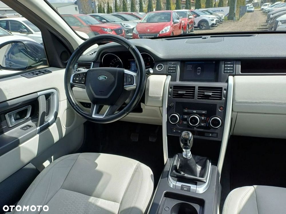 Land Rover Discovery Sport TD4 Pure - 23