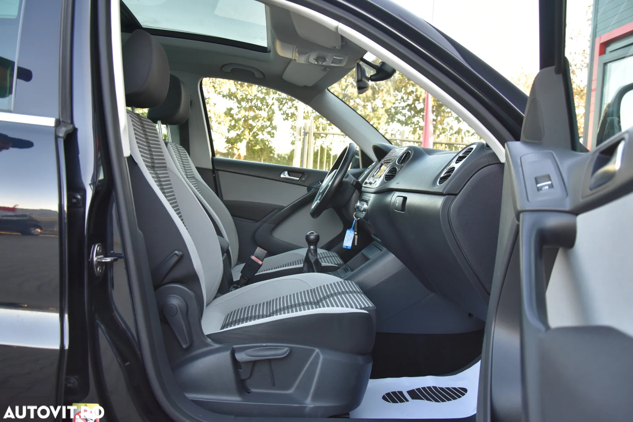 Volkswagen Tiguan 2.0 TDI DPF BlueMotion Technology Team - 14