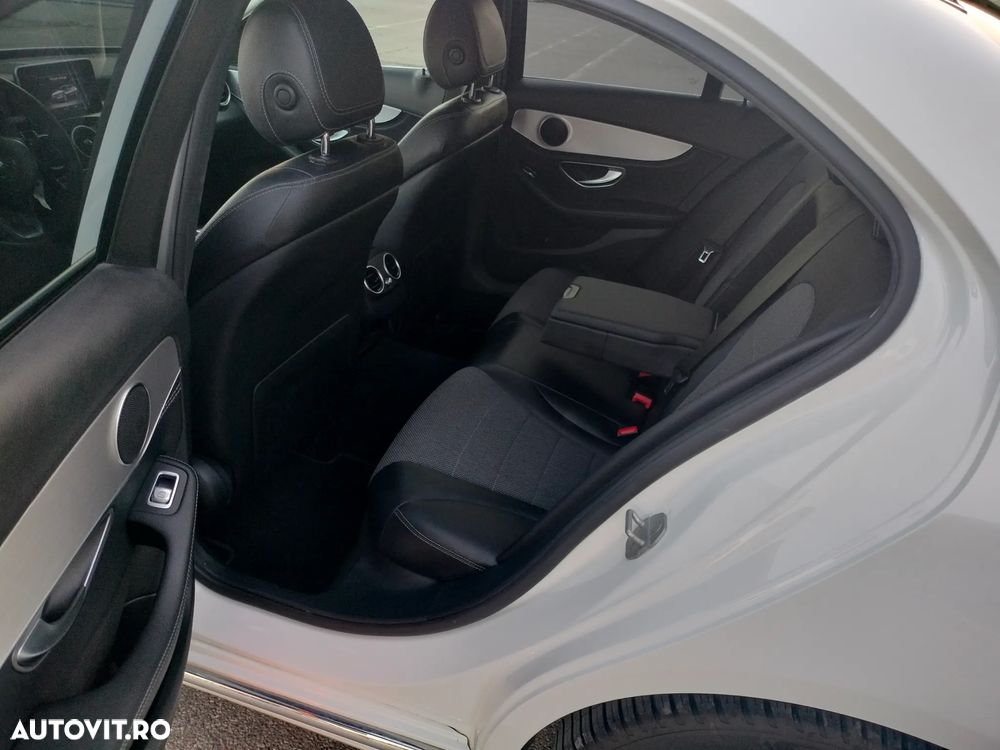 Mercedes-Benz C 180 Kompressor Automatik Avantgarde - 13