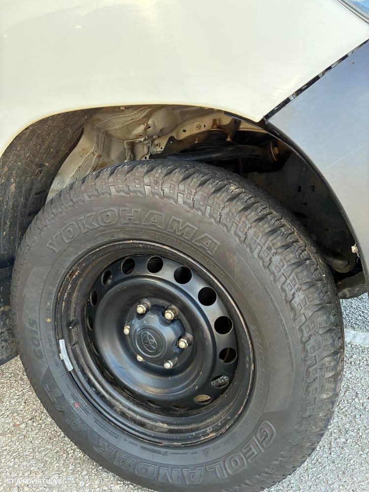Toyota Hilux 2.4 D4d 4wd - 4