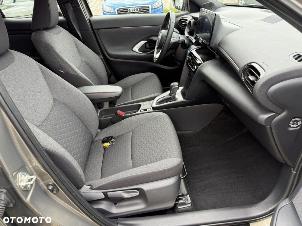 Toyota Yaris Cross - 15