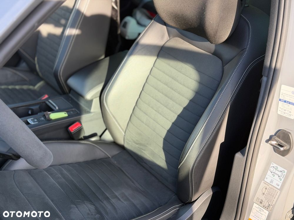 Volkswagen Passat 2.0 TDI Business DSG - 29