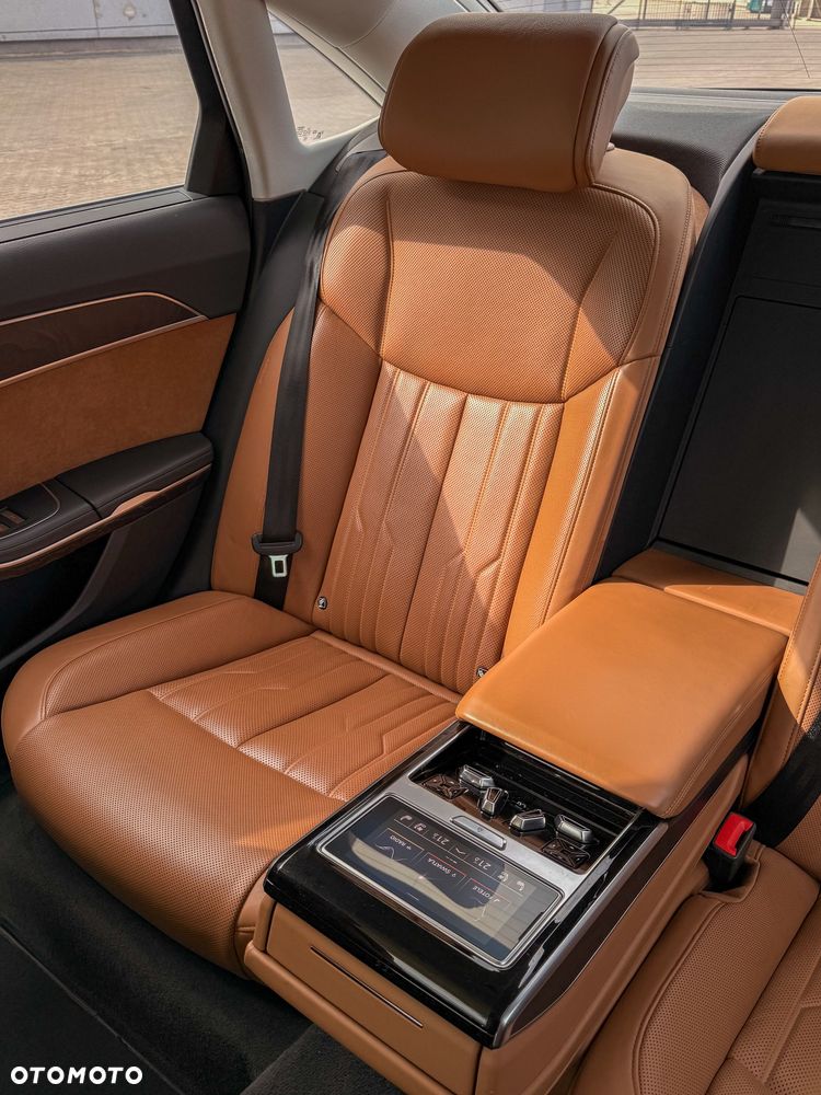 Audi A8 55 TFSI mHEV Quattro Tiptr - 31