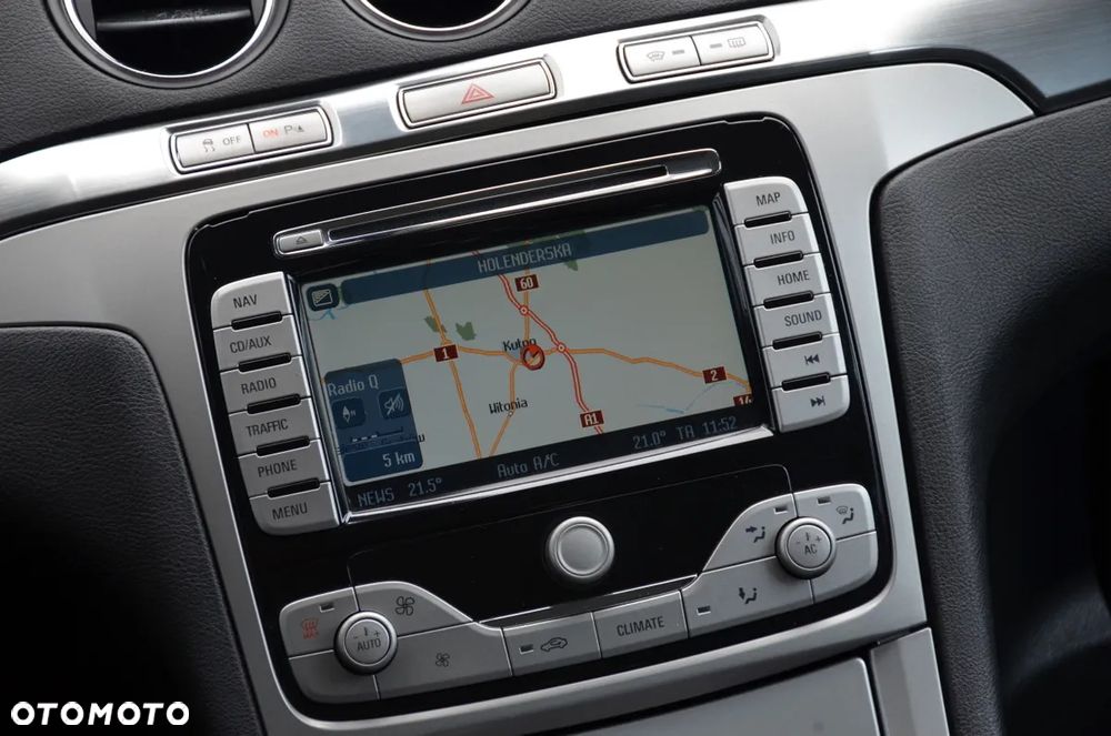 Ford S-Max 2.0 Ambiente - 32