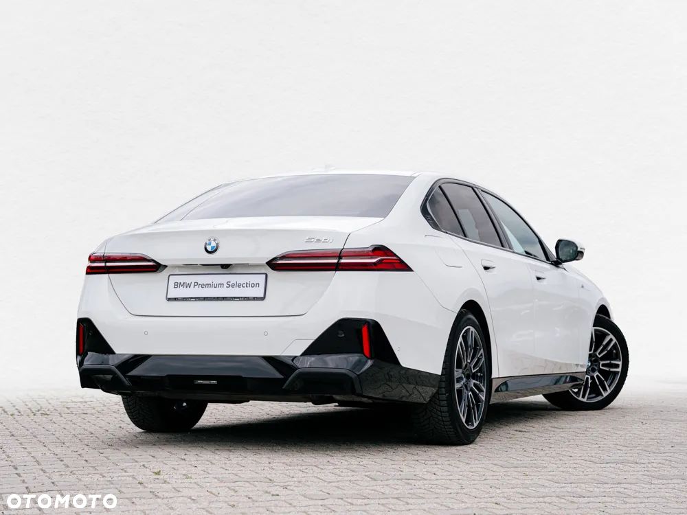 BMW Seria 5 520i - 2