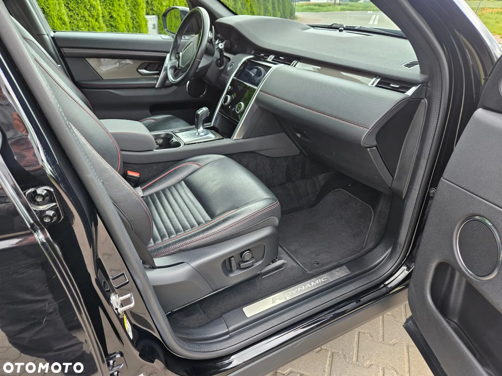 Land Rover Discovery Sport 2.0 Si4 Pure - 14