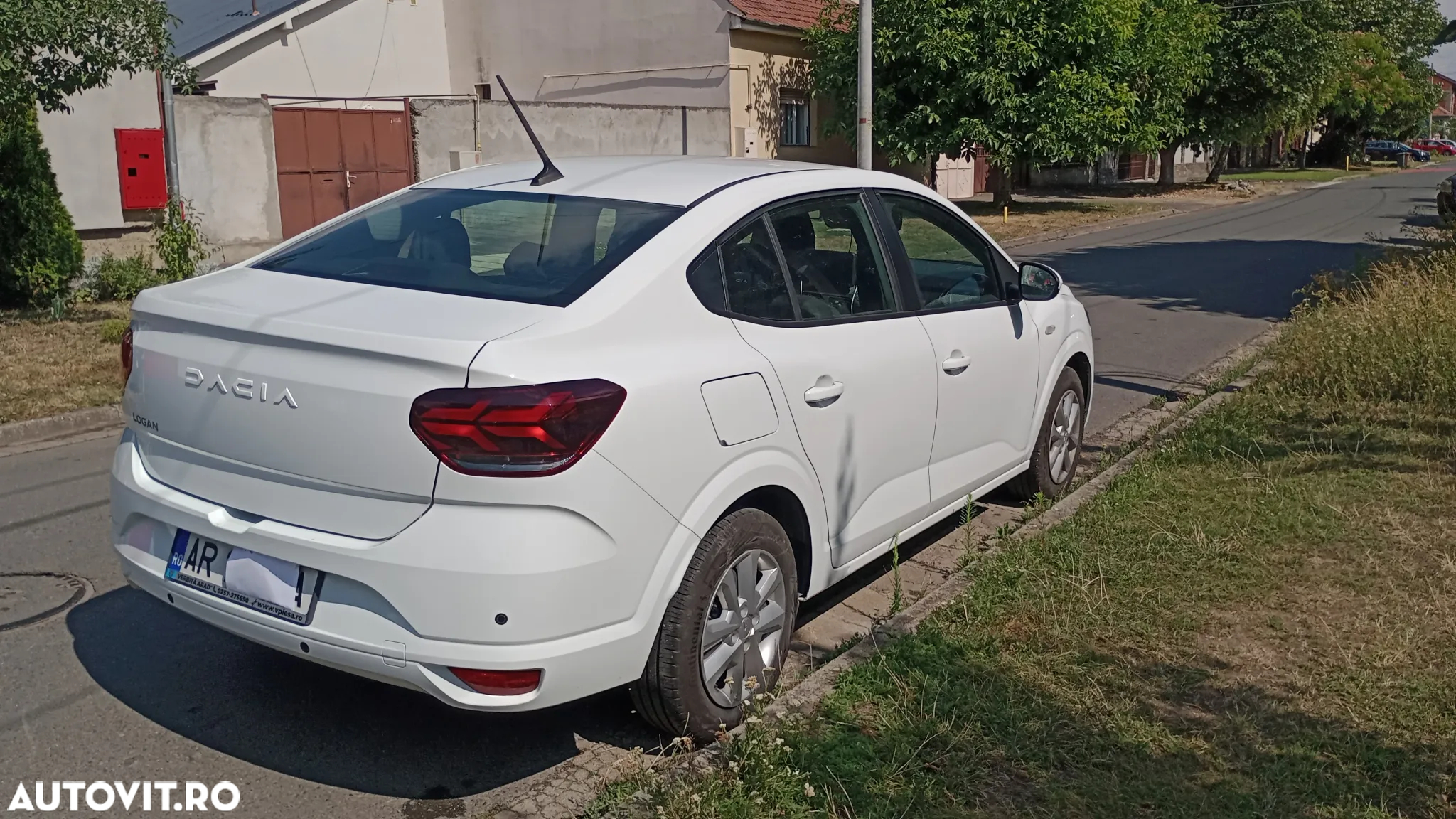Dacia Logan TCe 90 MT5 Expression - 2