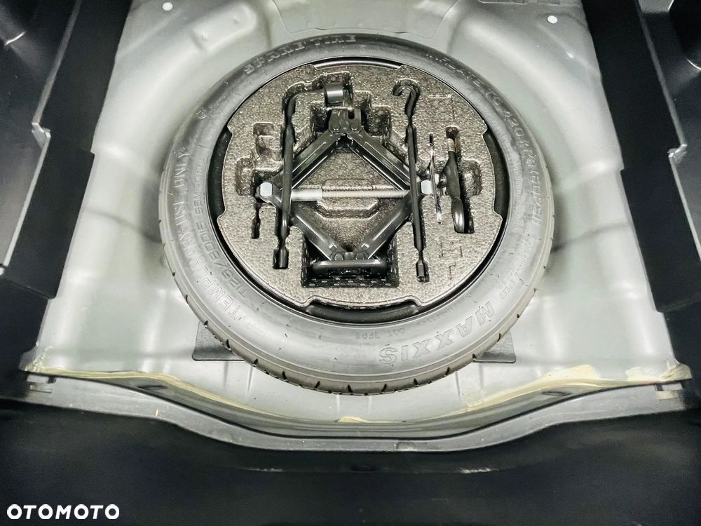 Kia Ceed 1.6 GDI Dream Team Edition - 27