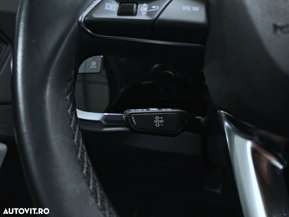 Audi Q3 35 TDI S tronic S line - 24