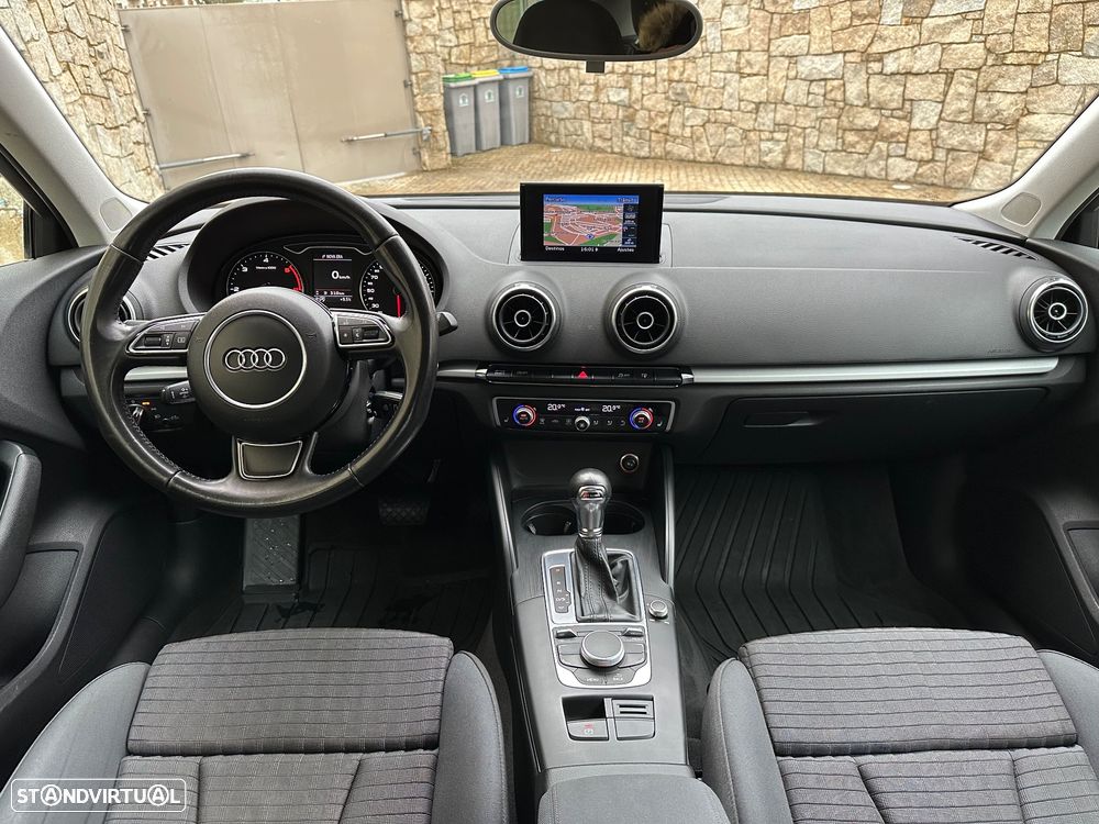 Audi A3 2.0 TDI S-line S tronic - 9