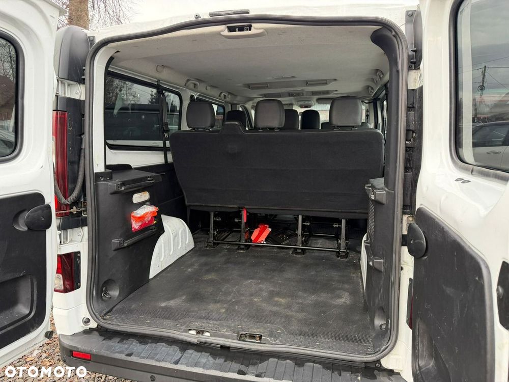 Opel Vivaro - 13
