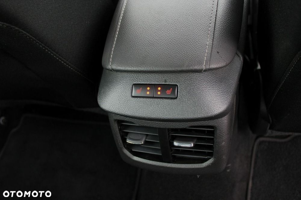 Ford Mondeo - 24