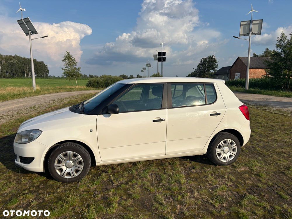 Skoda Fabia - 4