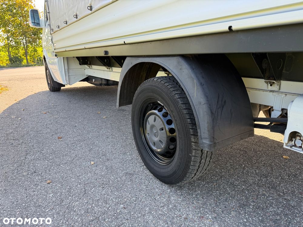 Mercedes-Benz Sprinter - 19