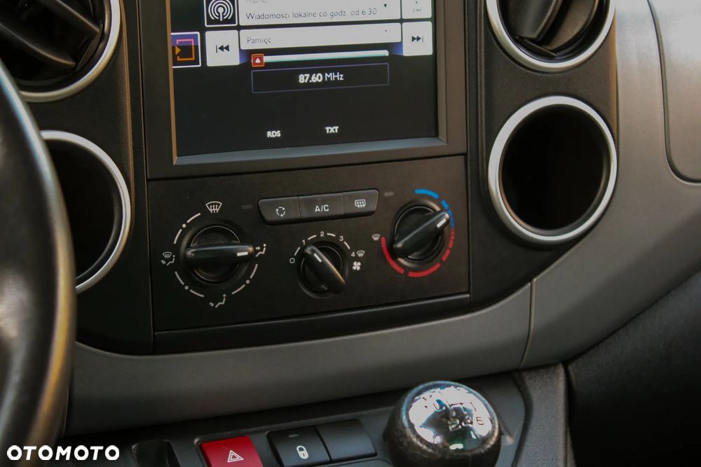 Citroën Berlingo Multispace BlueHDi 120 S&S SHINE - 32