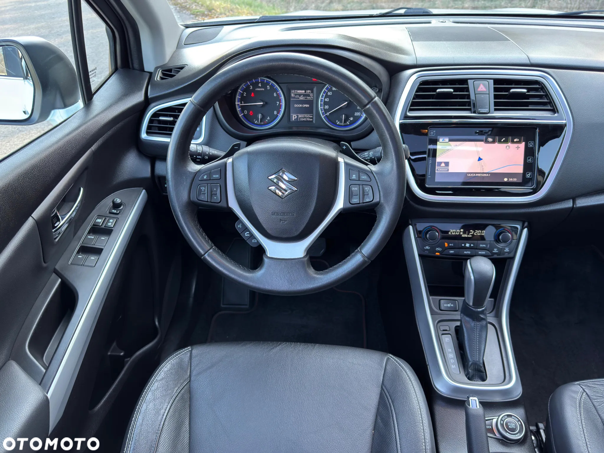 Suzuki SX4 S-Cross 1.4 T Premium 4WD - 9