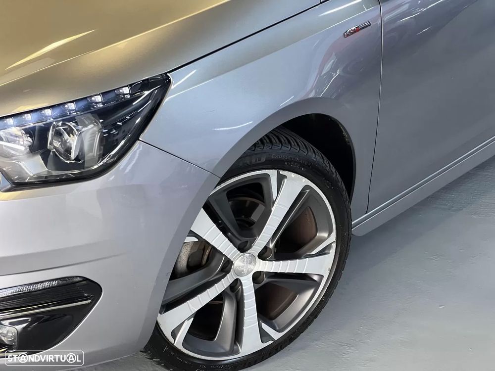 Peugeot 308 1.2 PureTech GT Line - 26