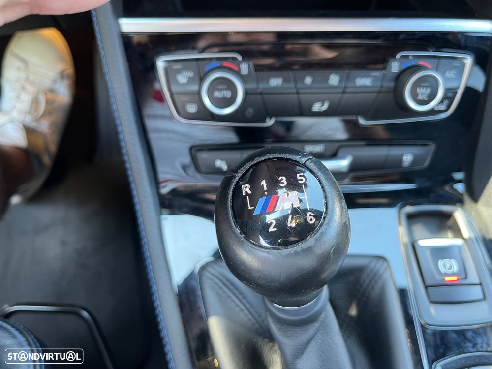 BMW 216 Active Tourer d Pack M - 15