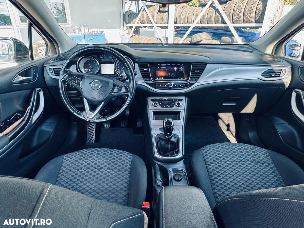 Opel Astra 1.2L Turbo Start/Stop Edition - 9