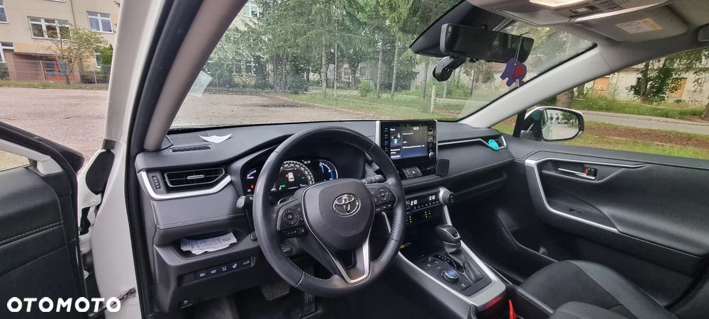 Toyota RAV4 - 8