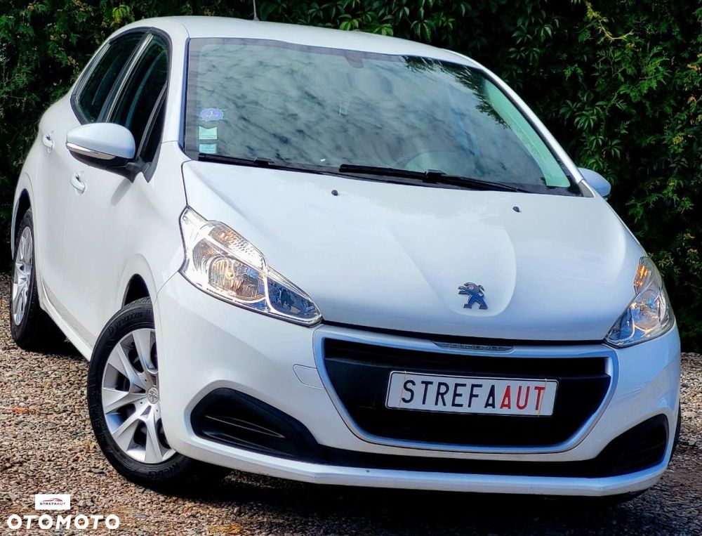 Peugeot 208 - 3