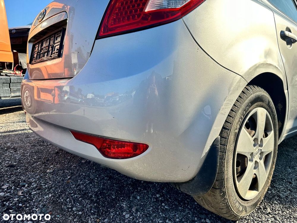 ZDERZAK TYŁ TYLNY KIA CEED I LIFT HATCHBACK 2009 R KOD LAK. 9S - 2