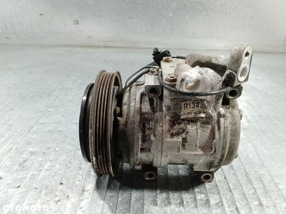 POMPA, SPRĘŻARKA KLIMATYZACJI KIA SHUMA II 1.6 16v BENZYNA SEDAN - 1