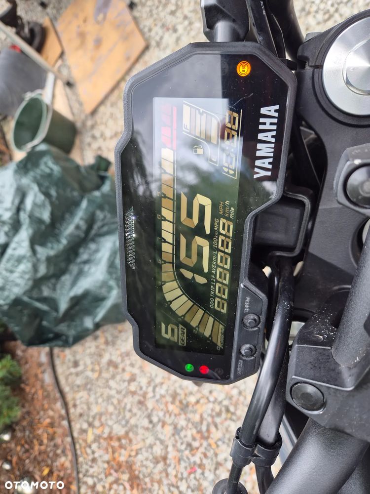 Yamaha MT - 4