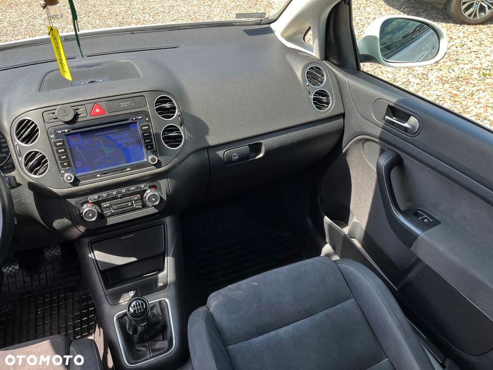 Volkswagen Golf Plus - 23