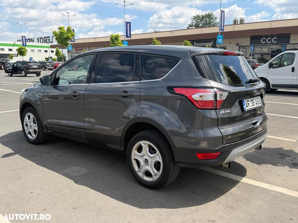 Ford Kuga - 5