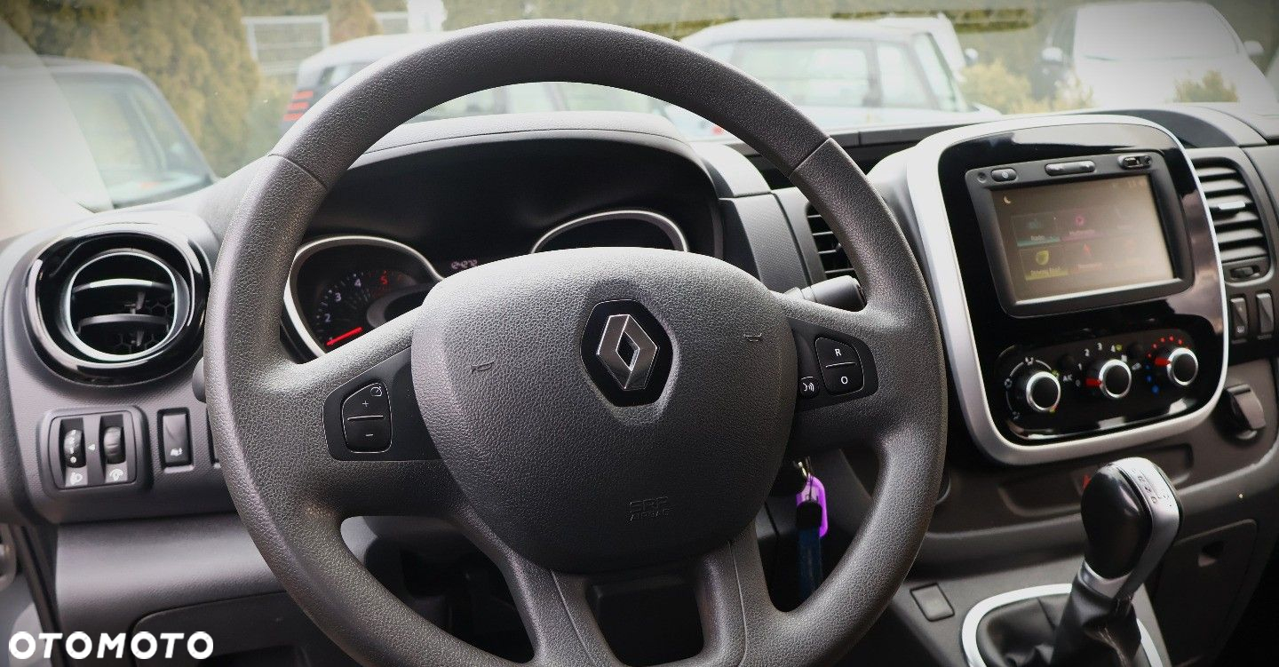 Renault Trafic - 12