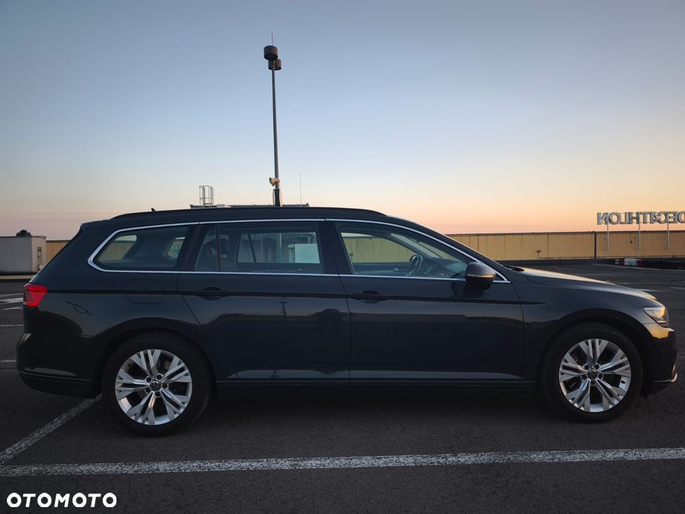 Volkswagen Passat 2.0 TDI EVO Business DSG - 3