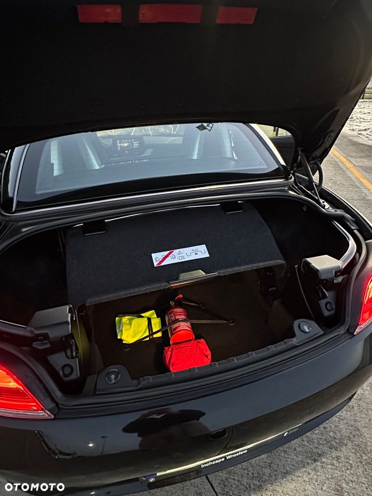 BMW Z4 sDrive20i - 38