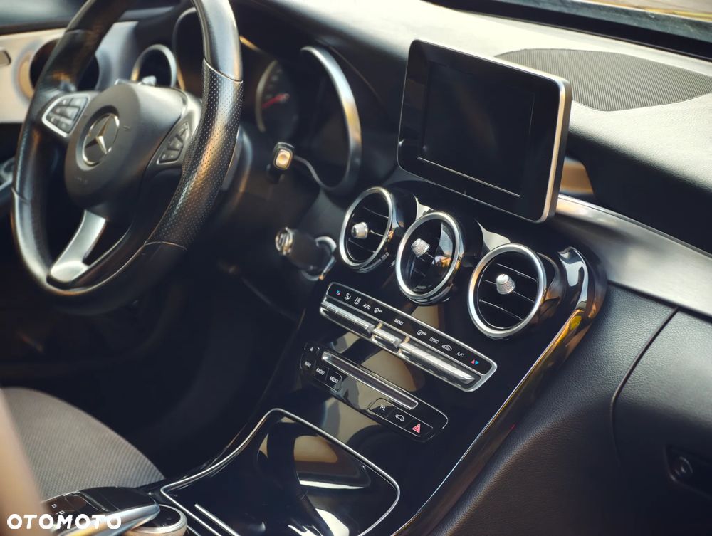 Mercedes-Benz Klasa C 180 7G-TRONIC Avantgarde - 12