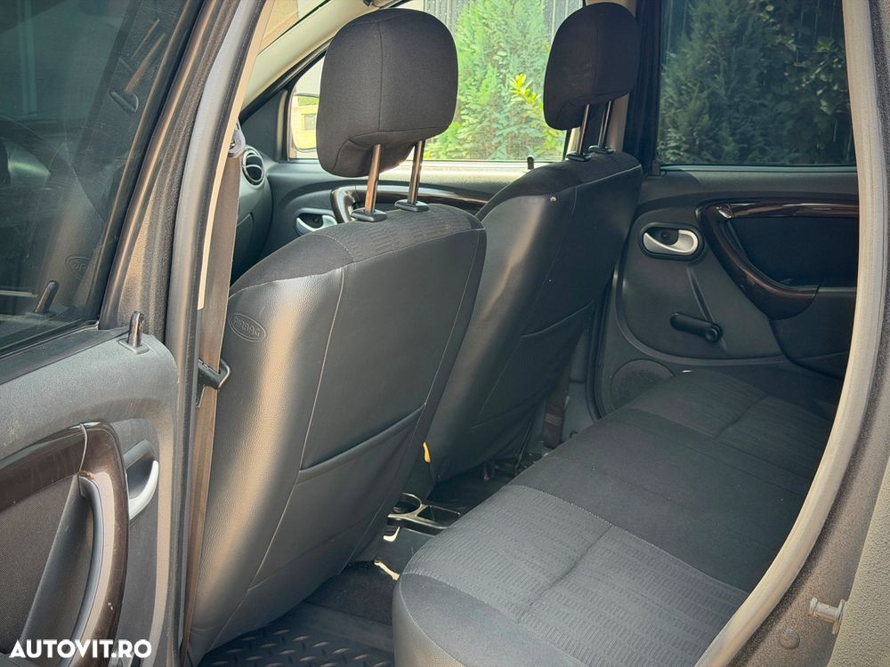Dacia Duster 1.5 dCi 4x4 Laureate - 14