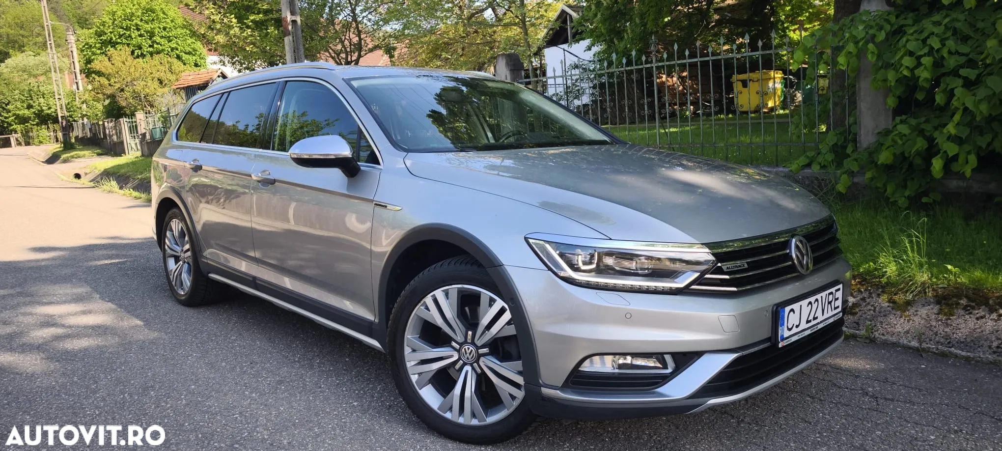 Volkswagen Passat Alltrack 2.0 TDI DSG 4Motion - 6