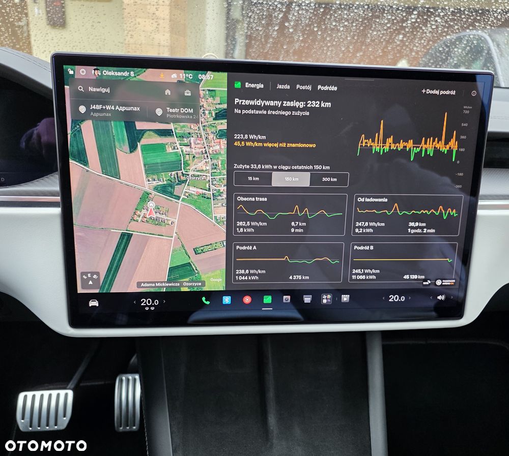 Tesla Model X - 21
