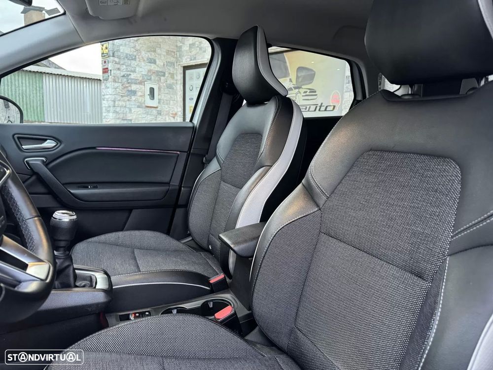 Renault Captur 1.0 TCe Techno Bi-Fuel - 20