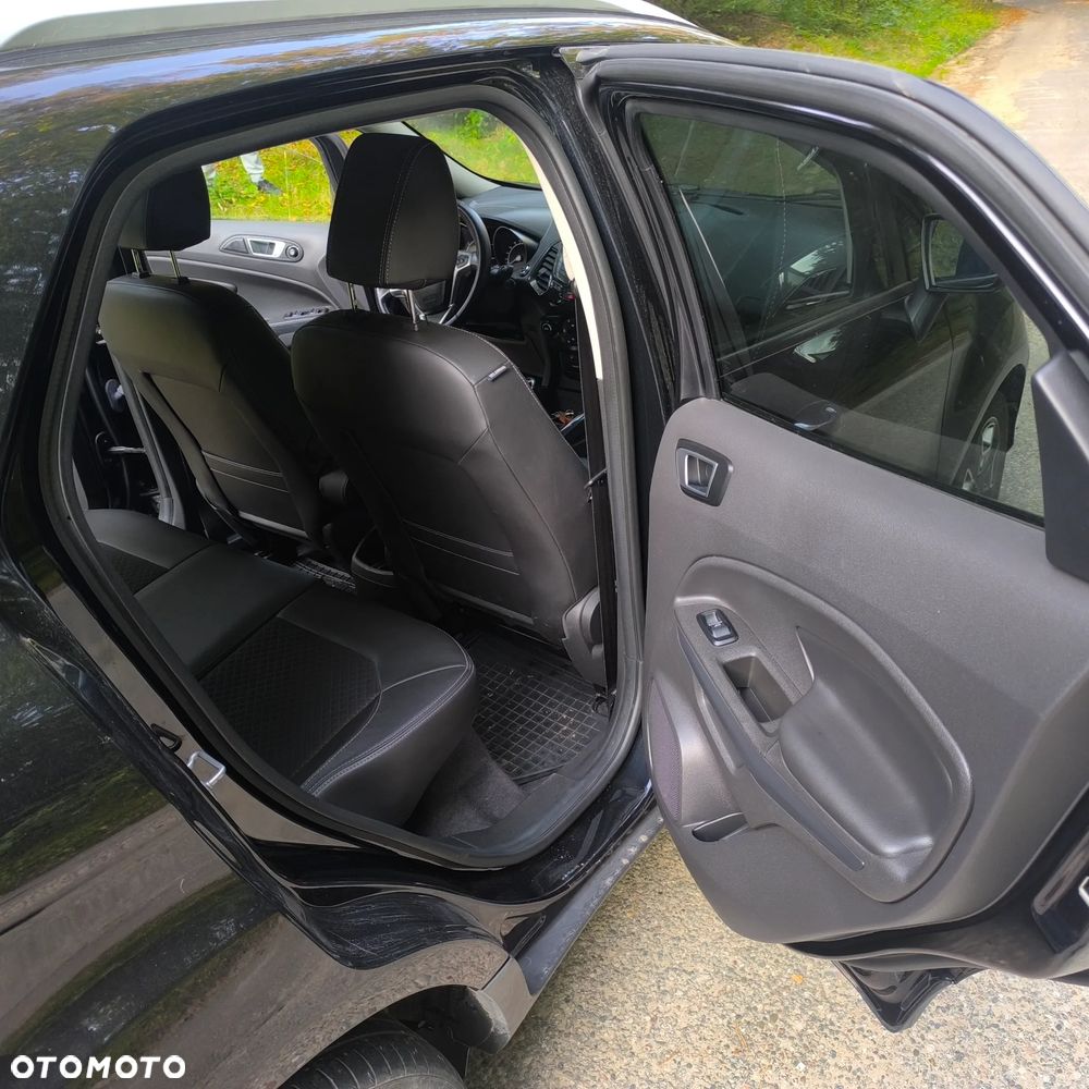 Ford EcoSport - 12