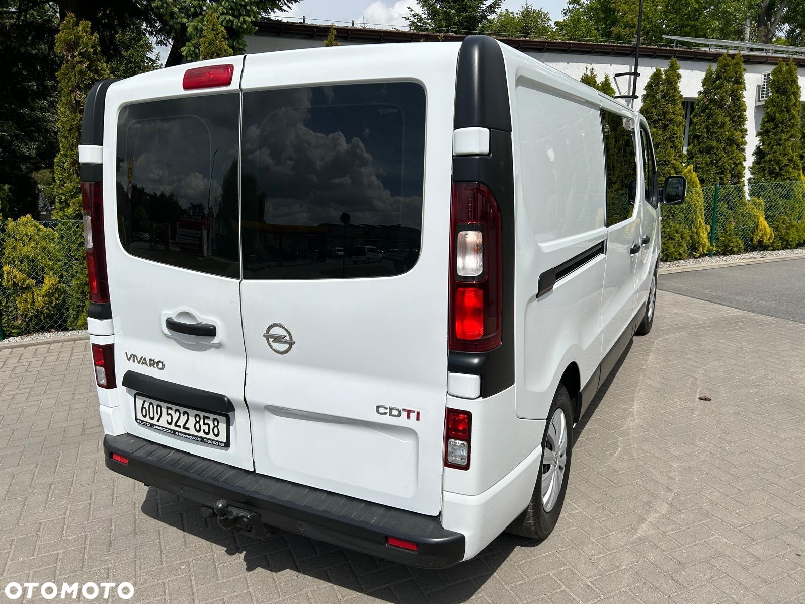 Opel Vivaro L2H1 2,9t Elegance Premium - 6