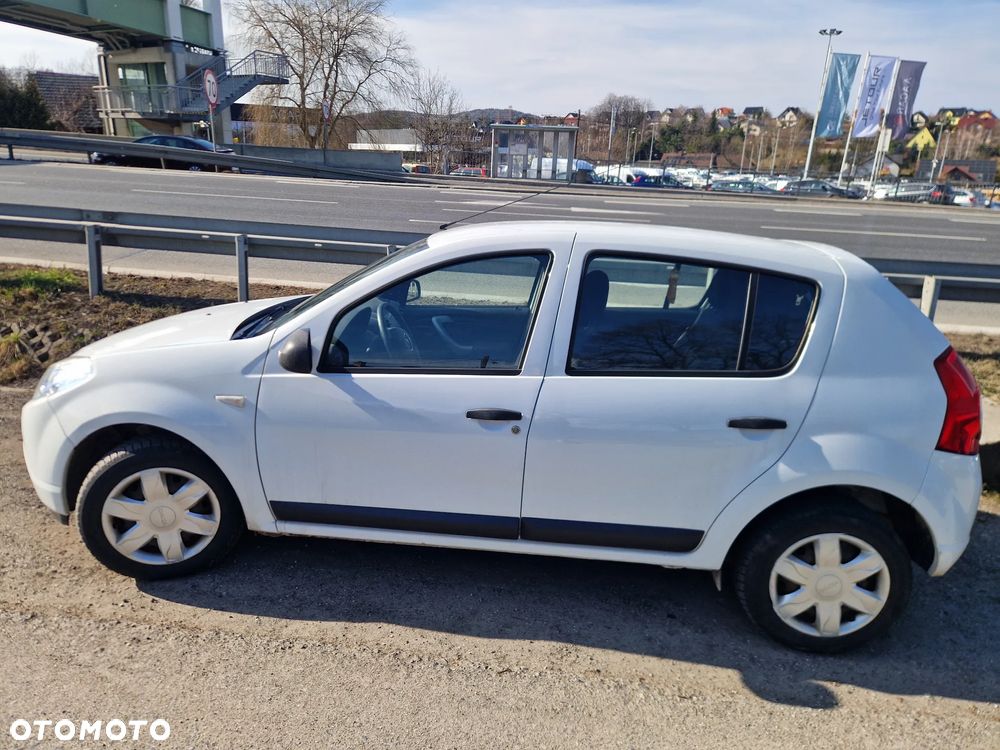 Dacia Sandero - 3