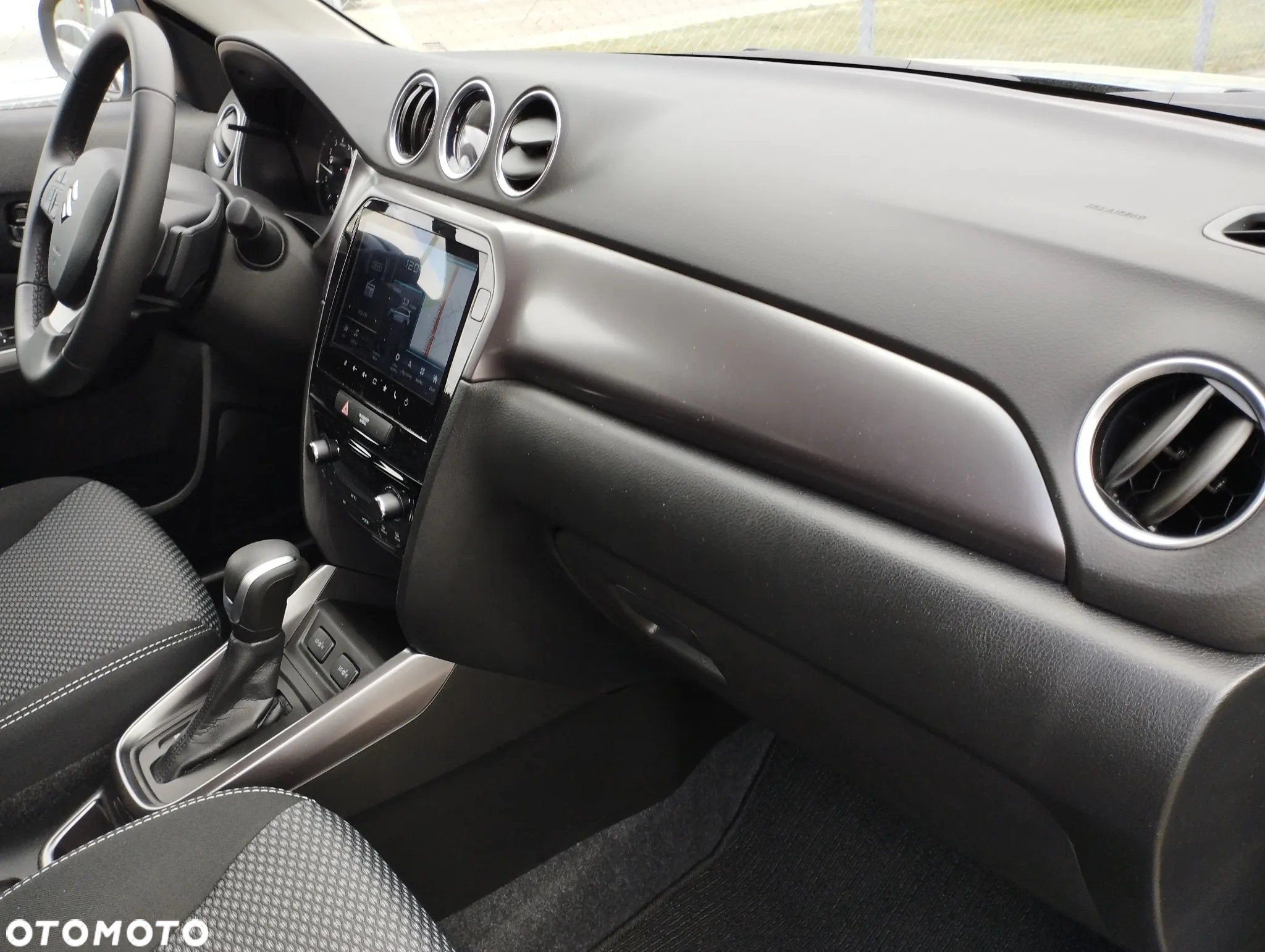 Suzuki Vitara - 16