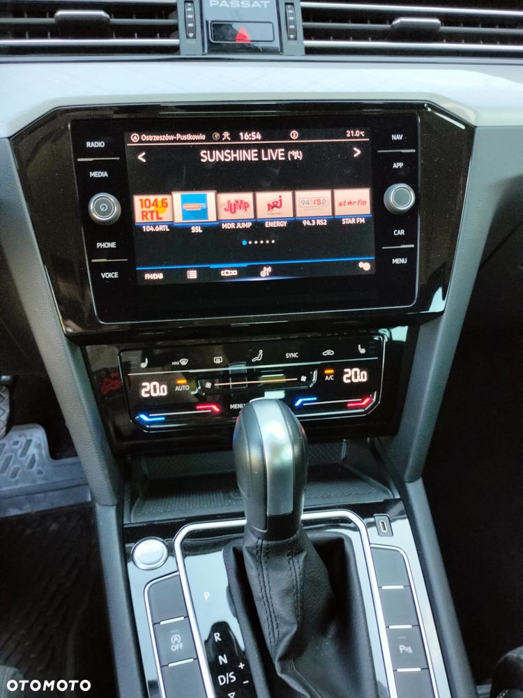 Volkswagen Passat 2.0 TDI SCR DSG - 30