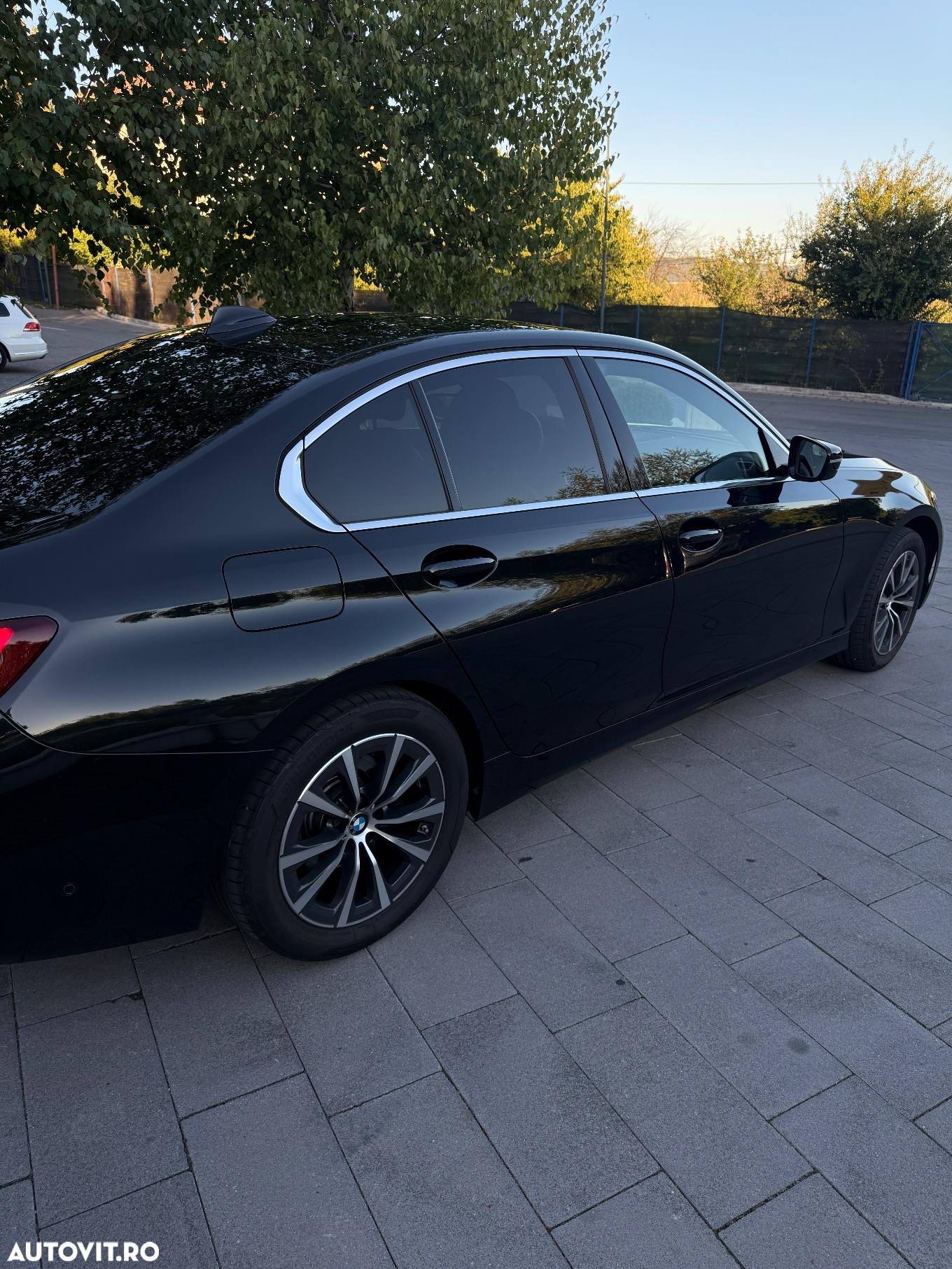 BMW Seria 3 318i AT - 3