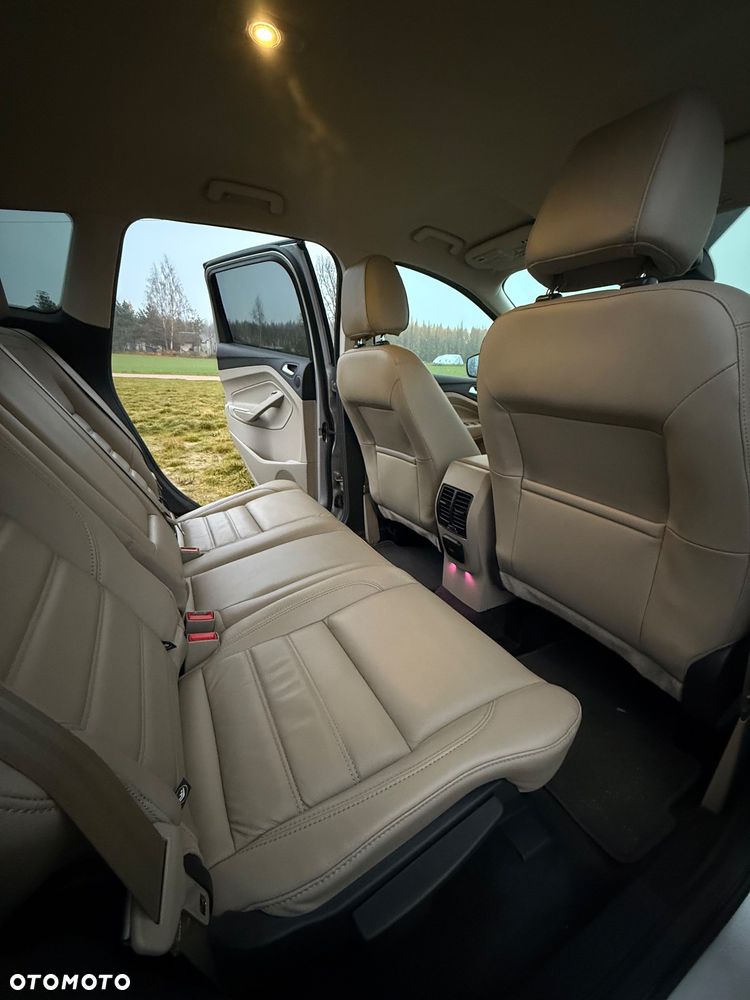 Ford Escape 2.0 EcoBoost AWD Titanium - 30