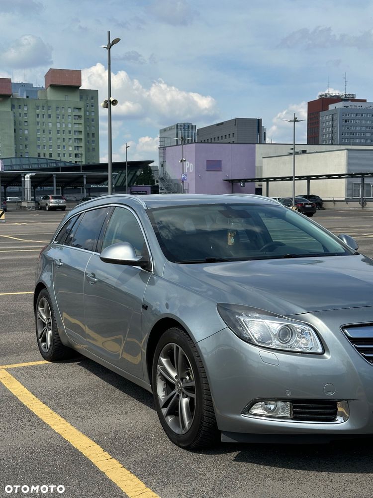 Opel Insignia 2.0 CDTI Sports Tourer - 2