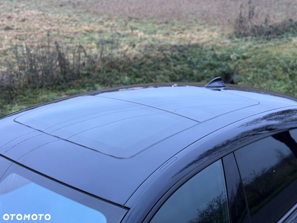 BMW Seria 5 550i Sport-Aut Modern Line - 8